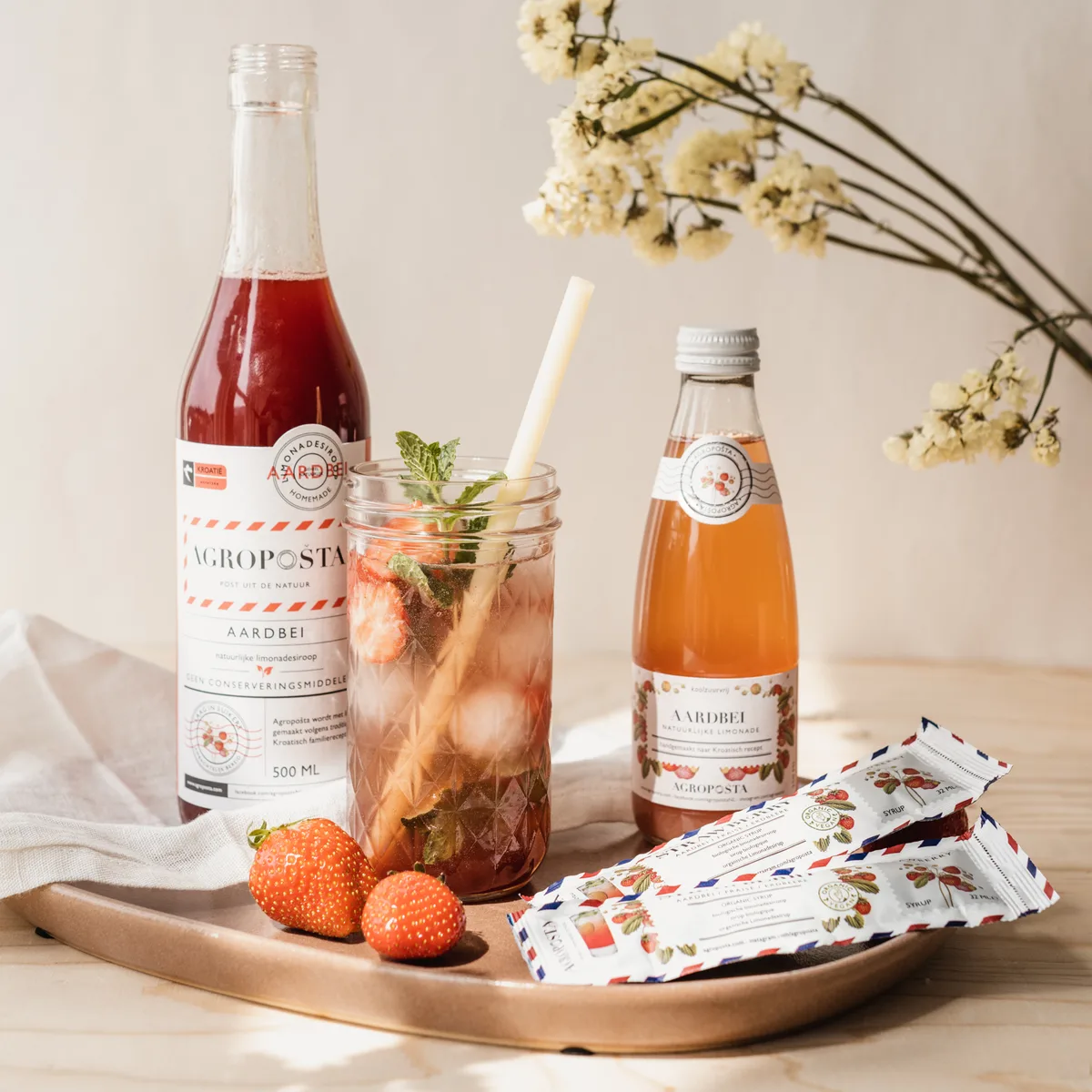 Agropošta strawberry syrup cordial with fresh strawberries