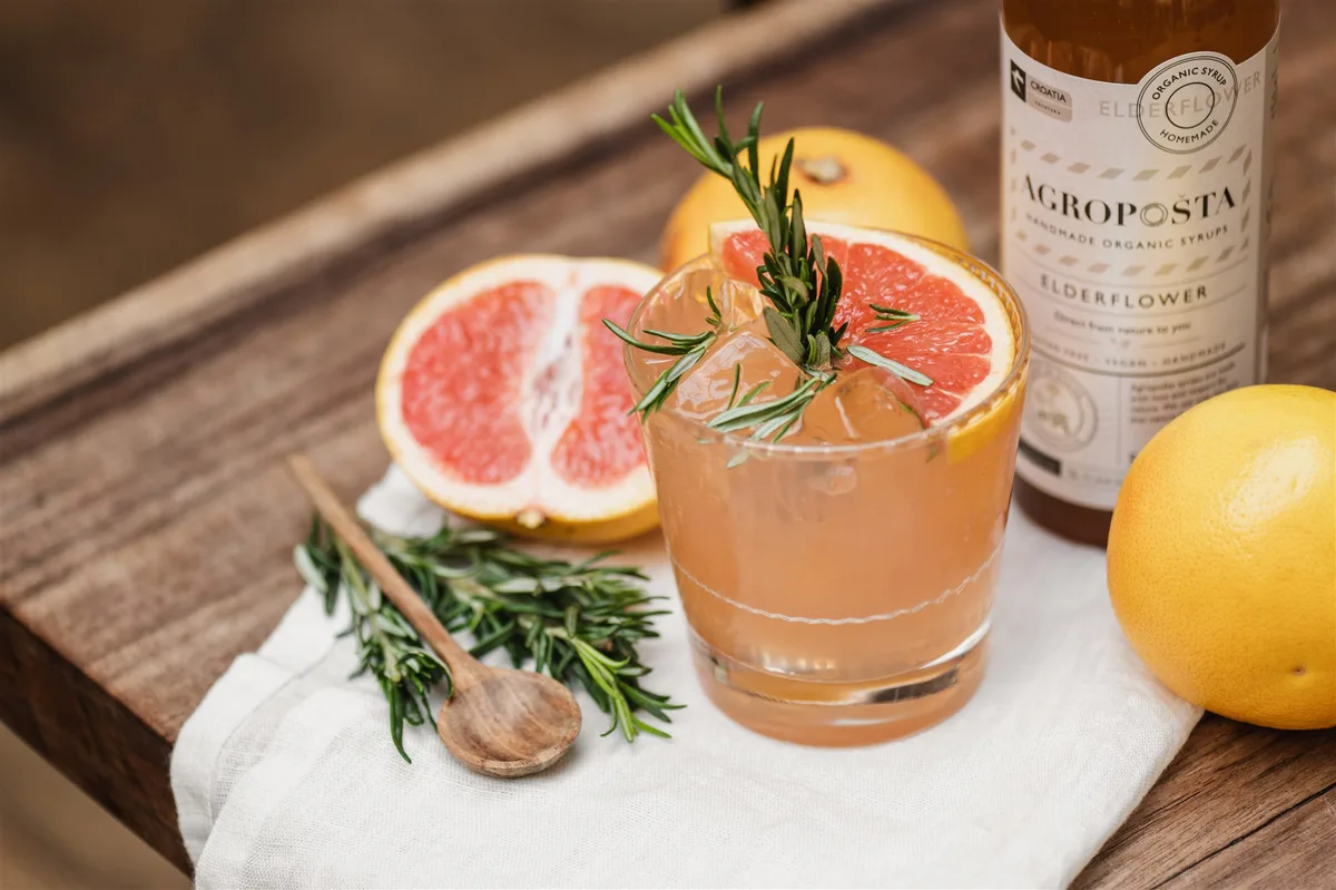 Elderflower Paloma