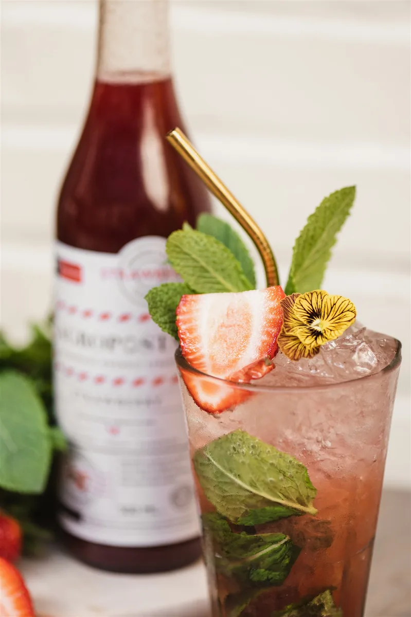 Rose and Strawberry Mojo