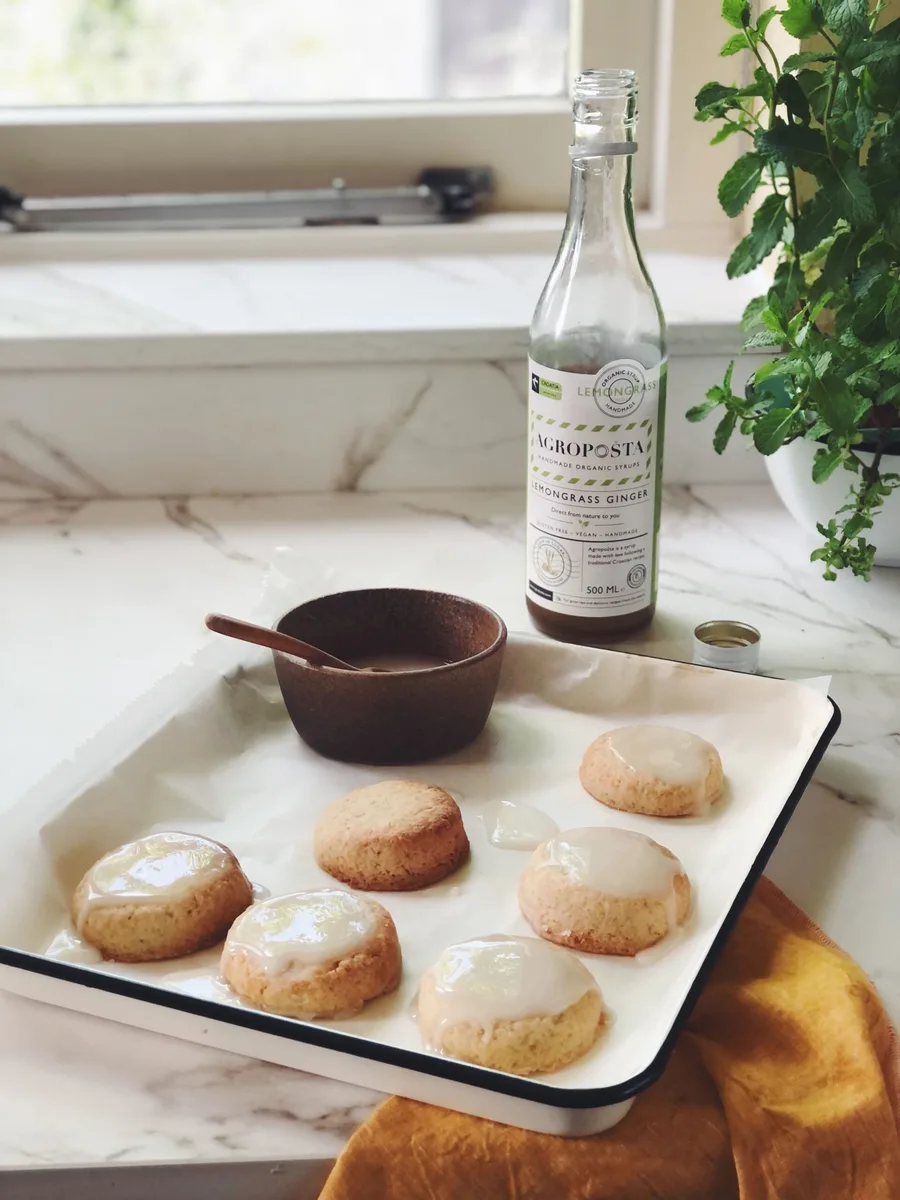 Shortbread with Ginger & Lemongrass Frosting